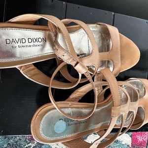 DAVID DIXON FOR TOWN SHOES, STRAPPY TAN COLOUR SIZE 8